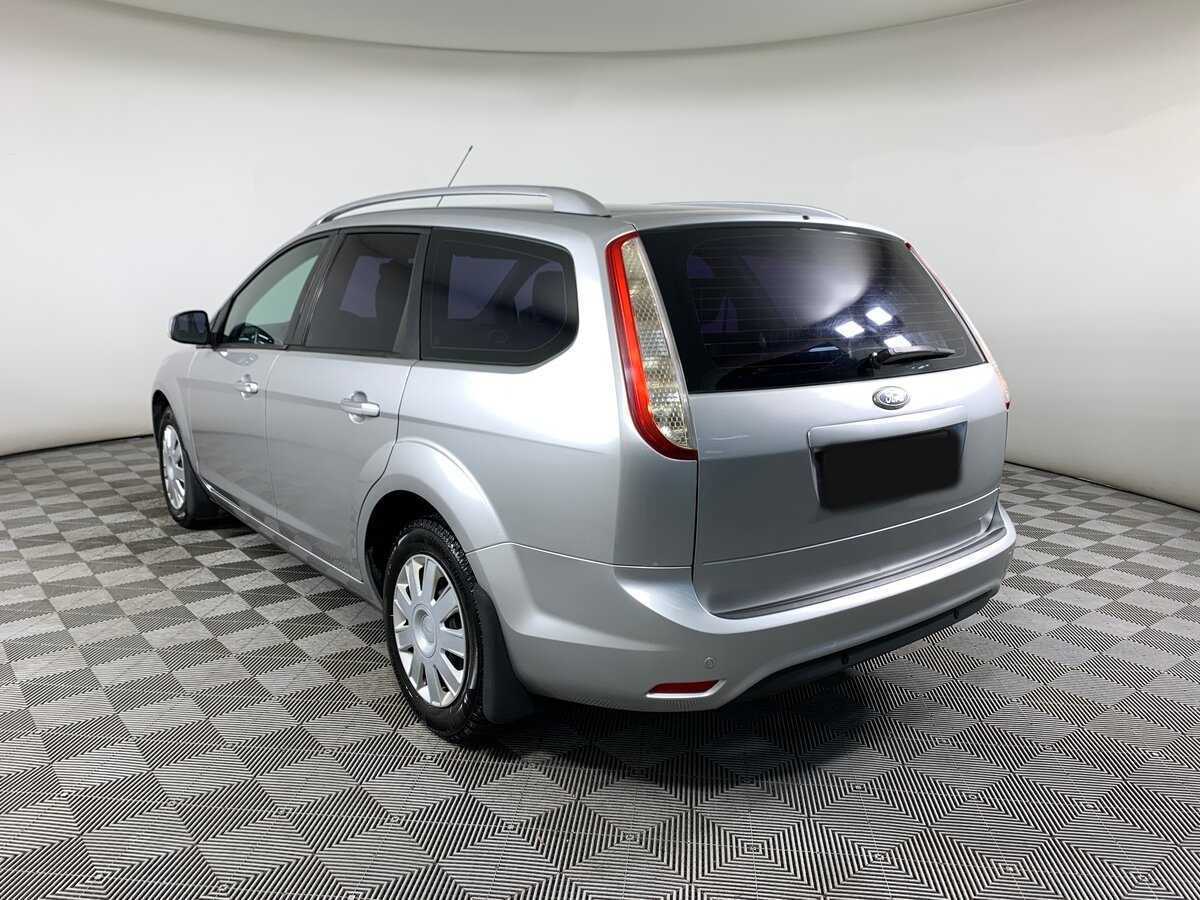 Ford Focus с пробегом — 2011 год. Фото: #6