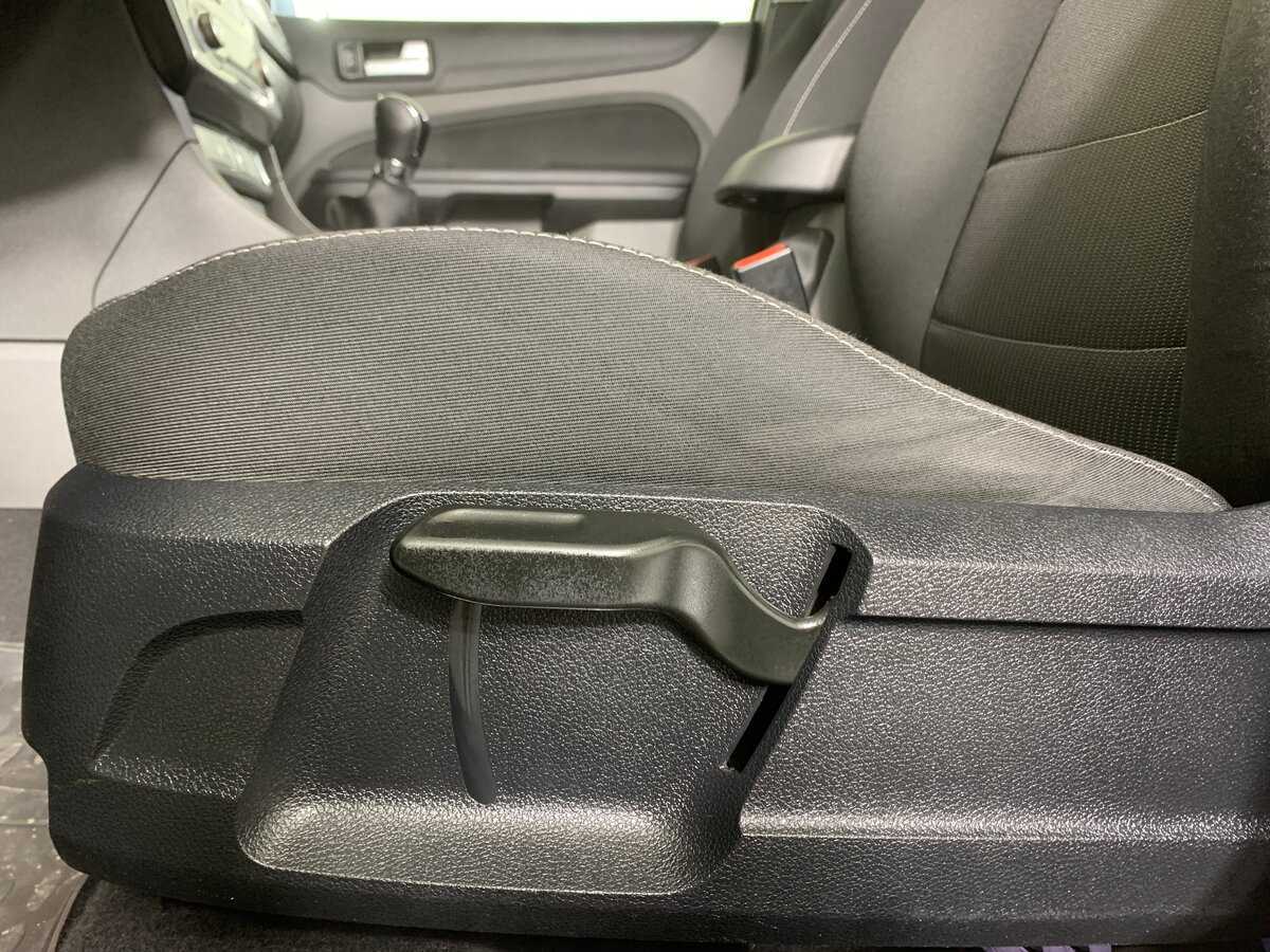 Ford Focus с пробегом — 2011 год. Фото: #15