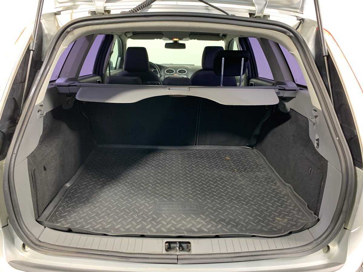 Ford Focus с пробегом — 2011 год. Фото: #18