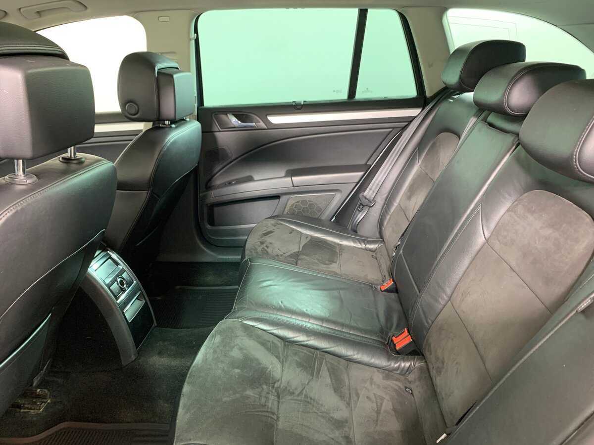 Skoda Superb с пробегом — 2011 год. Фото: #19