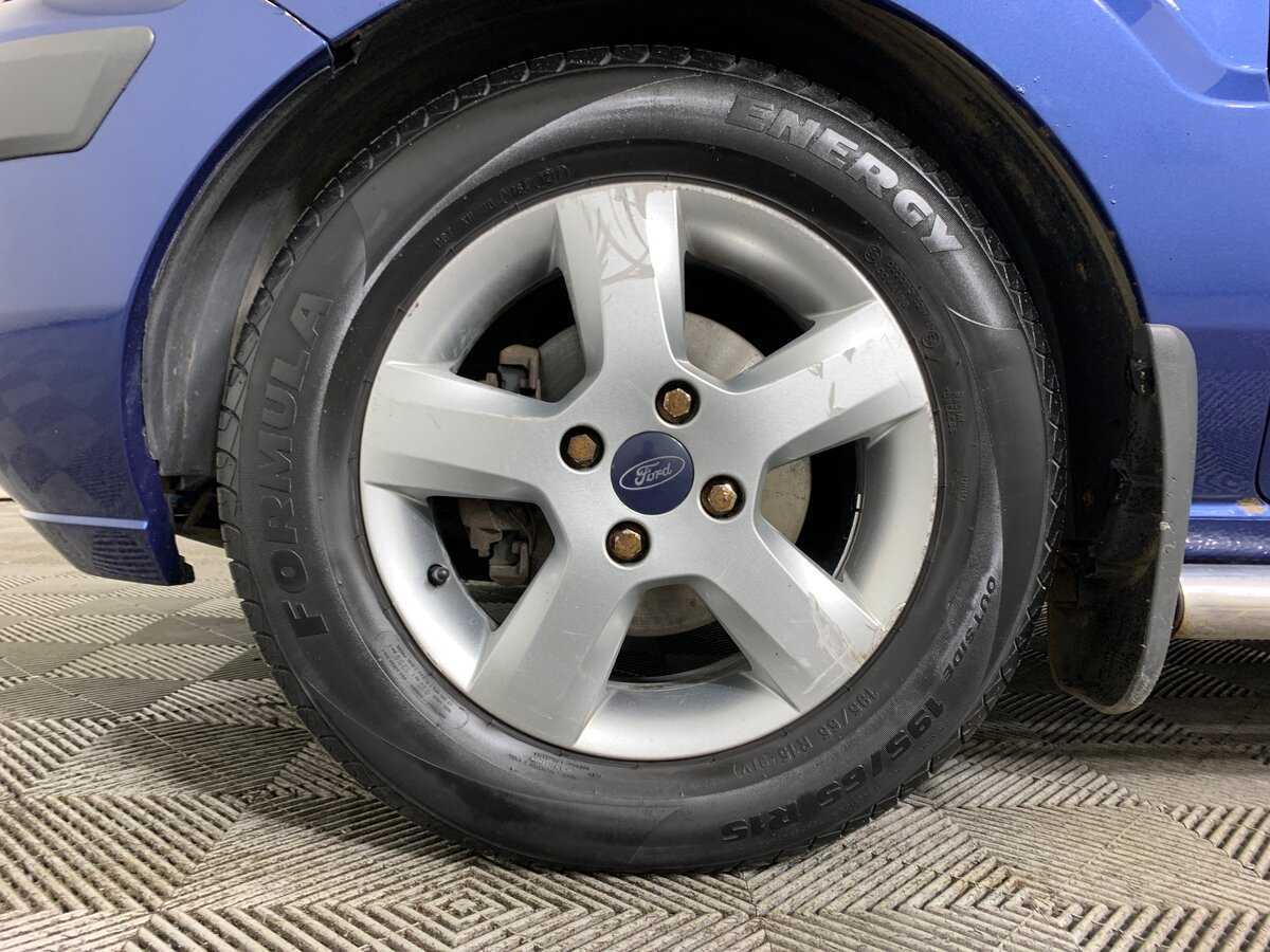 Ford Fusion с пробегом — 2008 год. Фото: #8