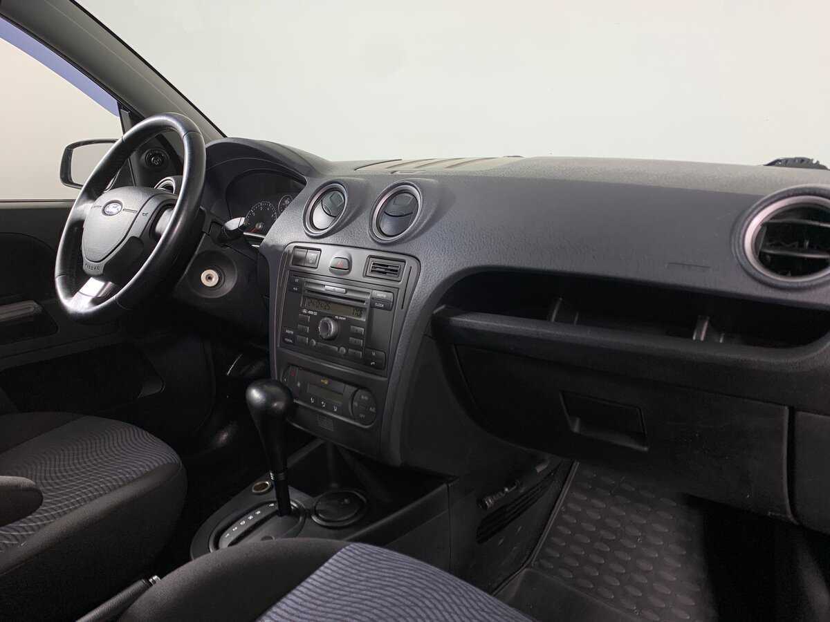 Ford Fusion с пробегом — 2008 год. Фото: #13