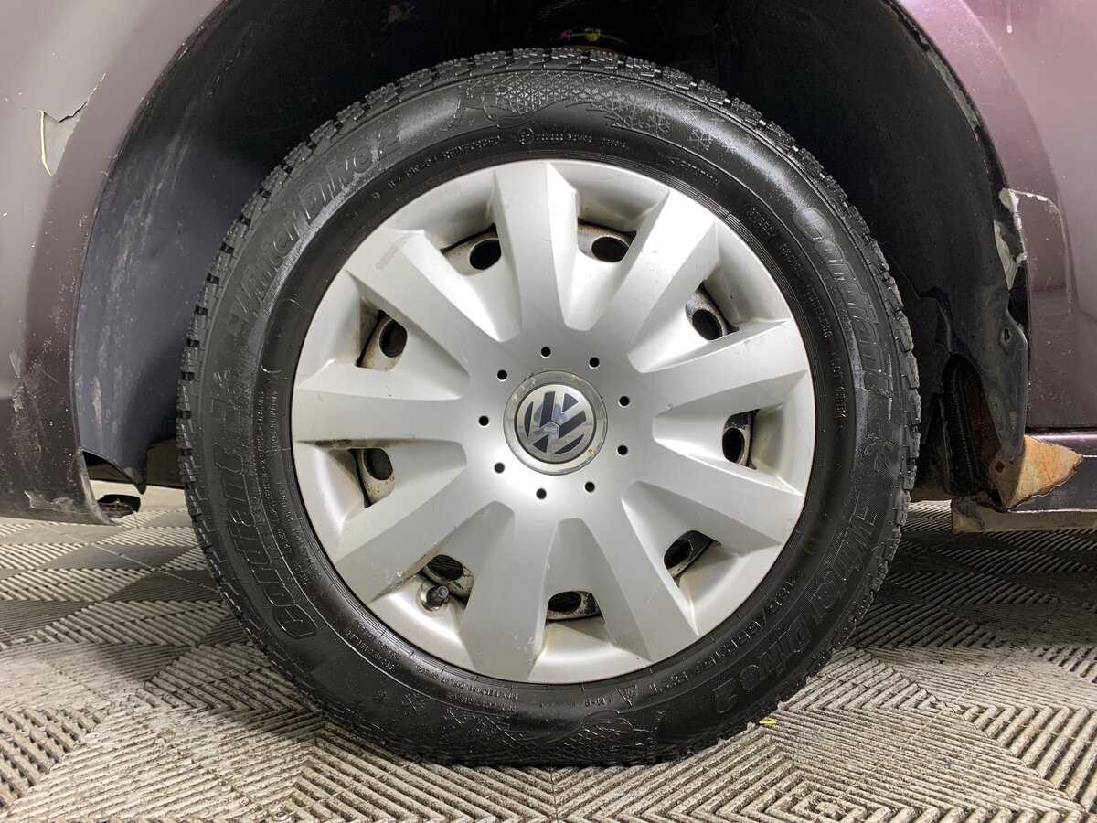 Volkswagen Caddy с пробегом — 2012 год. Фото: #8