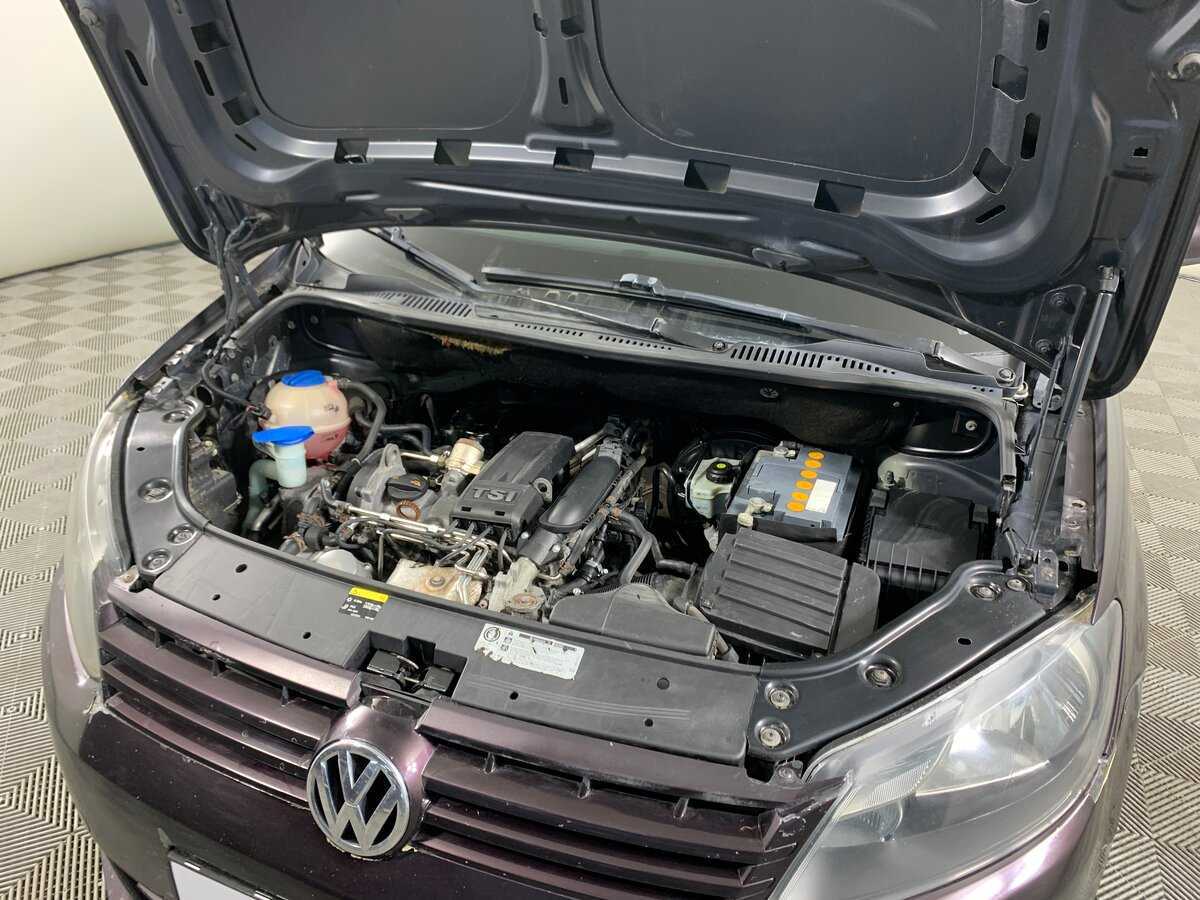 Volkswagen Caddy с пробегом — 2012 год. Фото: #10