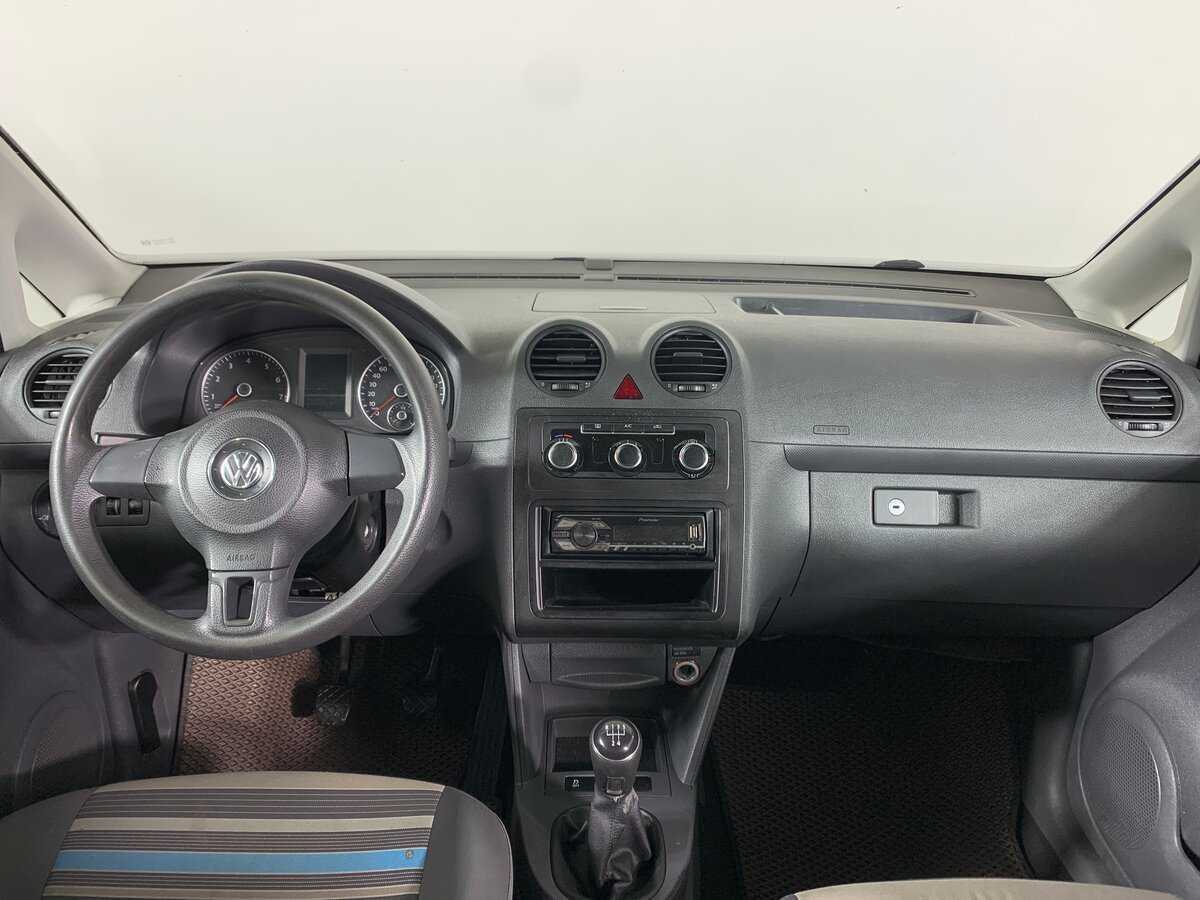 Volkswagen Caddy с пробегом — 2012 год. Фото: #12