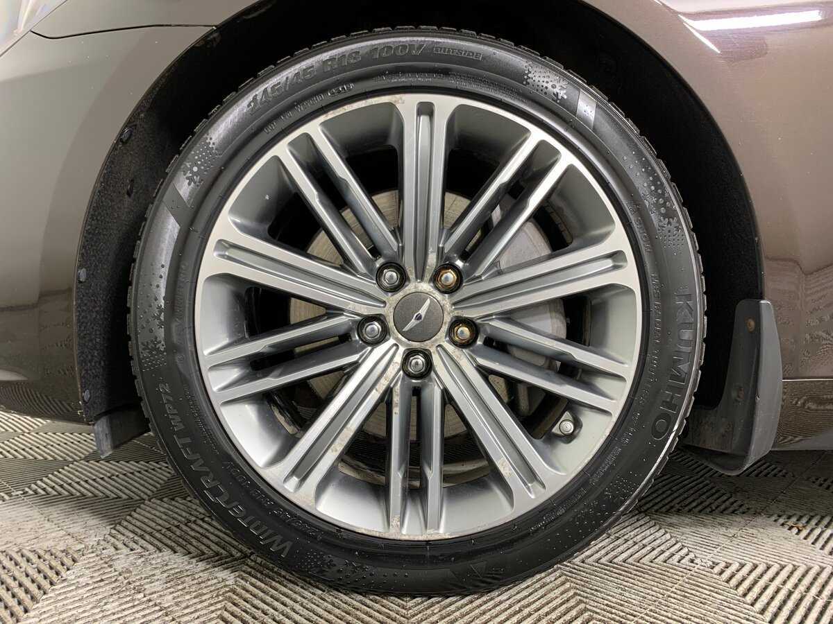 Genesis G80 с пробегом — 2019 год. Фото: #8