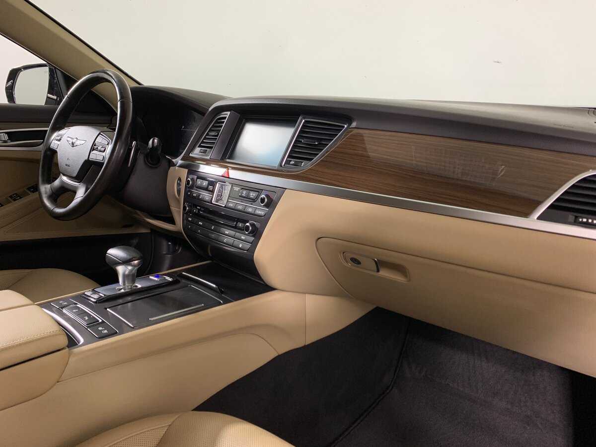 Genesis G80 с пробегом — 2019 год. Фото: #13