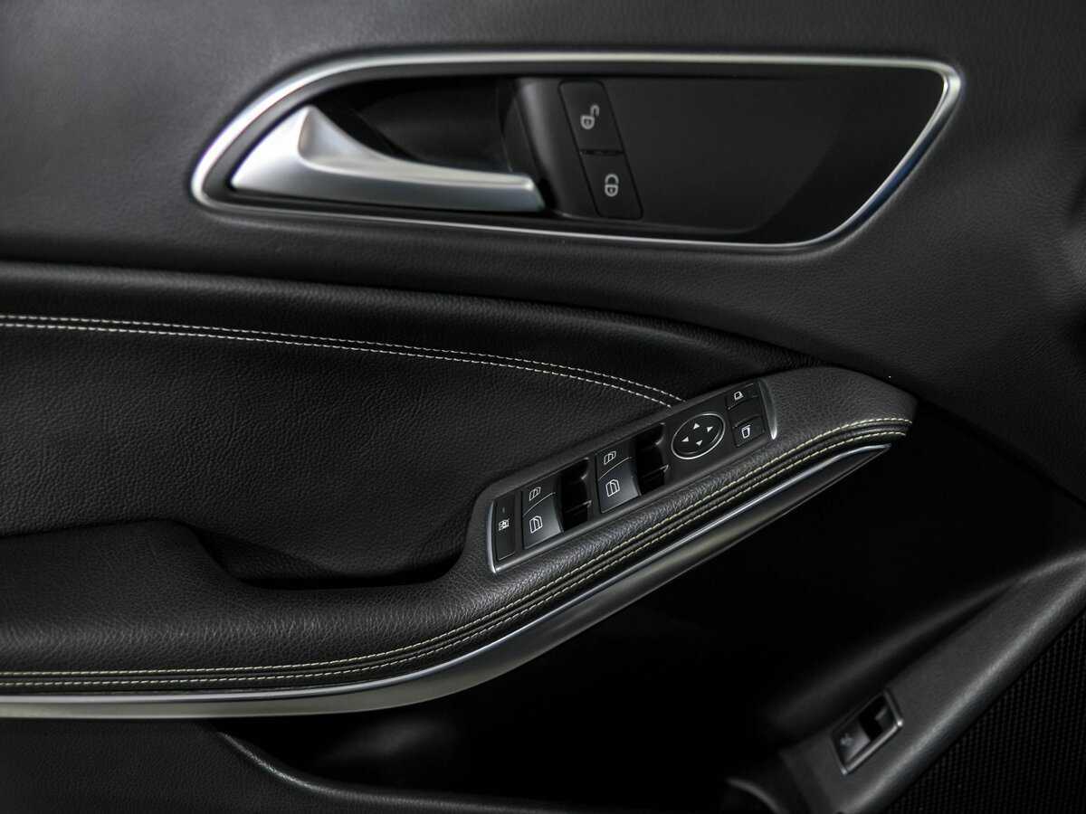 Mercedes-Benz GLA с пробегом — 2016 год. Фото: #12
