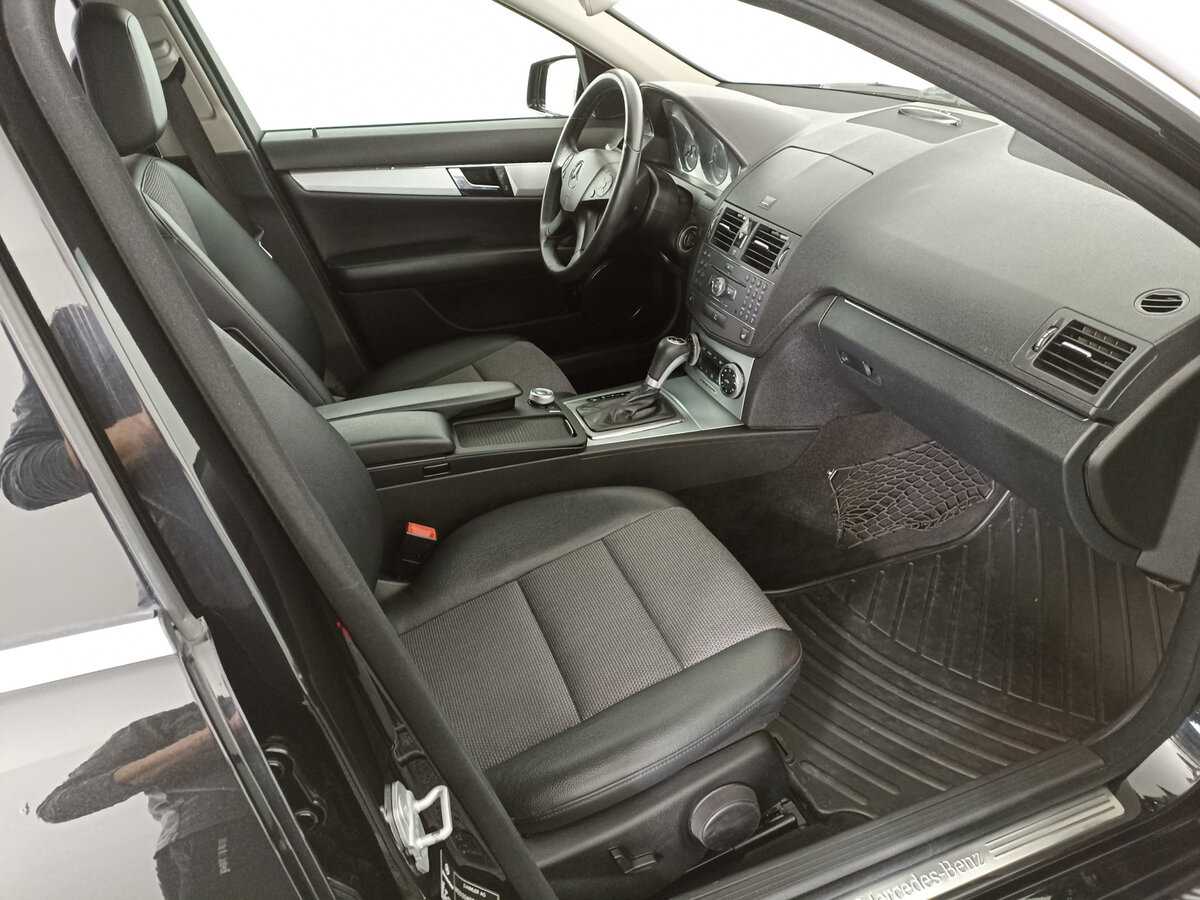 Mercedes-Benz C-Класс с пробегом — 2010 год. Фото: #10