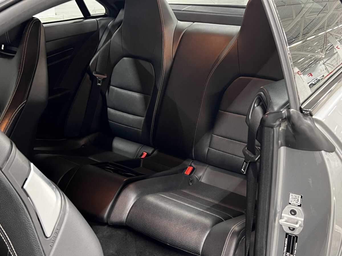 Mercedes-Benz E-Класс с пробегом — 2015 год. Фото: #11