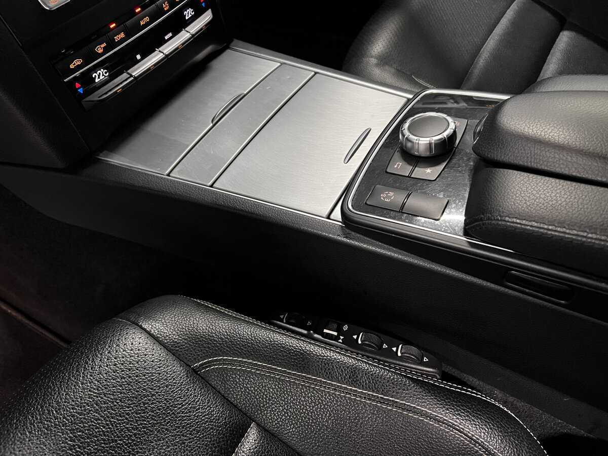 Mercedes-Benz E-Класс с пробегом — 2015 год. Фото: #22