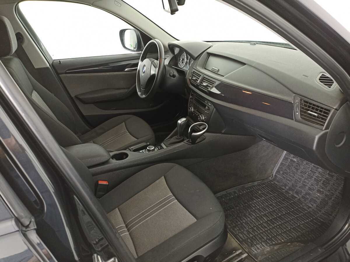 BMW X1 с пробегом — 2010 год. Фото: #10