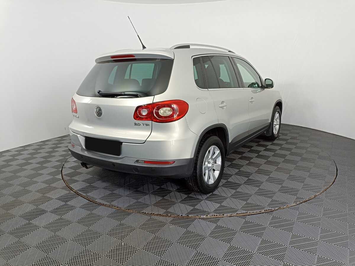 Volkswagen Tiguan с пробегом — 2010 год. Фото: #3