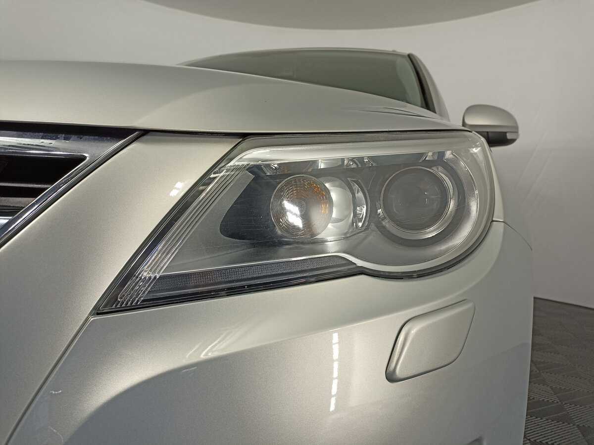 Volkswagen Tiguan с пробегом — 2010 год. Фото: #12