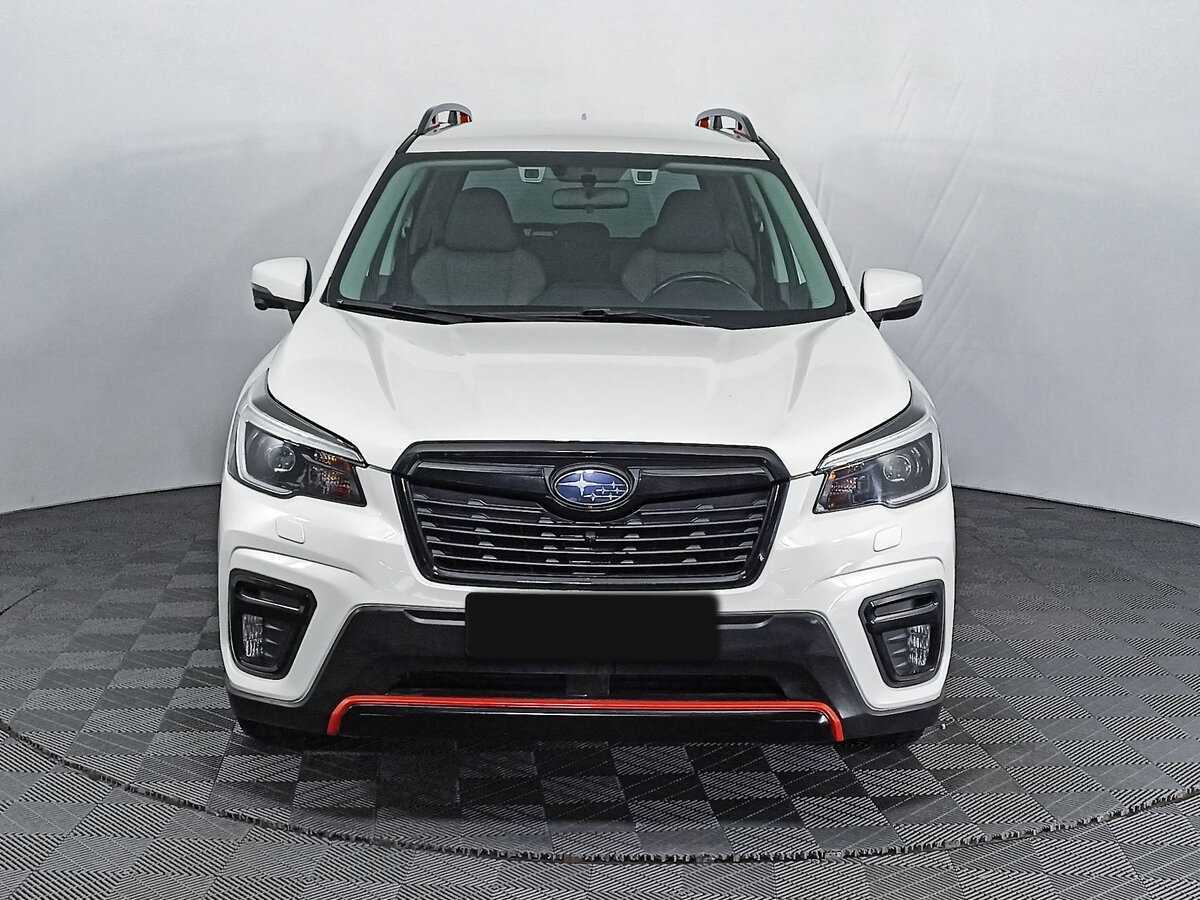 Subaru Forester с пробегом — 2021 год. Фото: #1