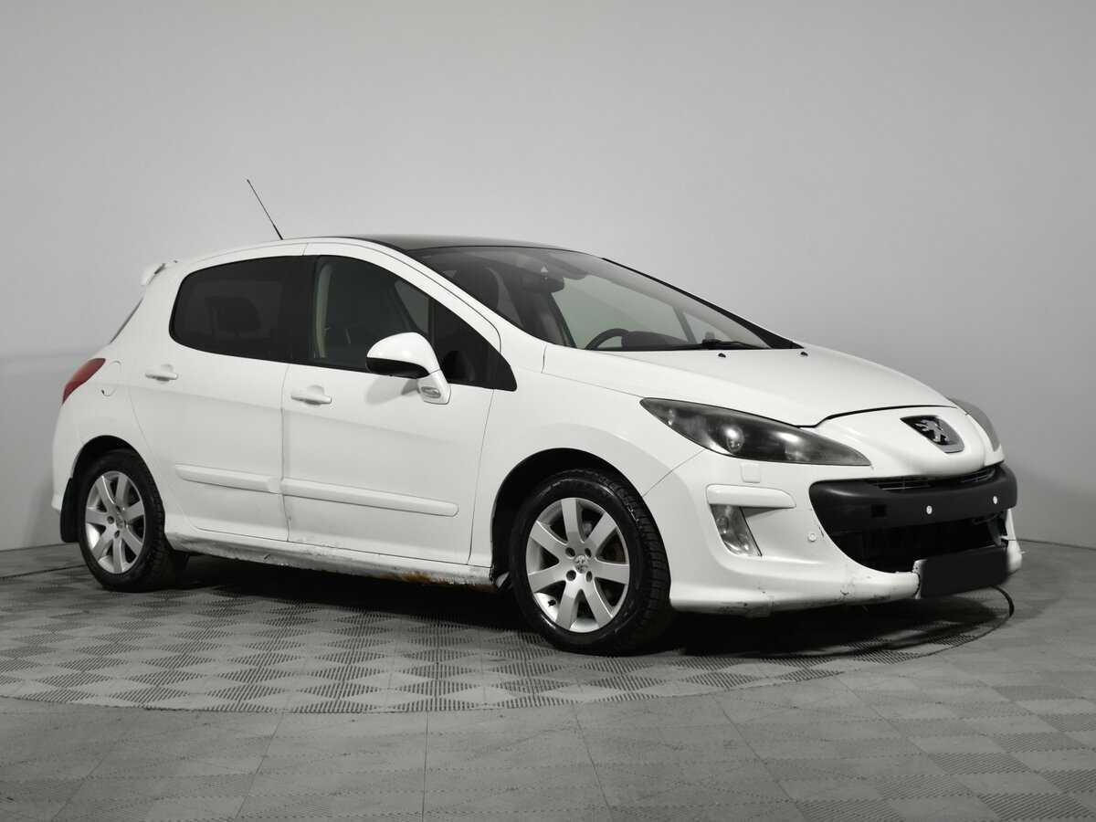 Peugeot 308 с пробегом — 2009 год. Фото: #2