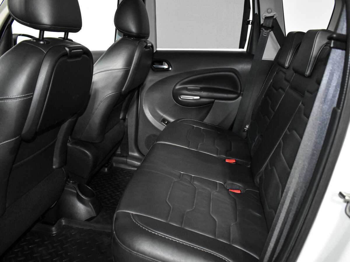 Citroen C3 Picasso с пробегом — 2014 год. Фото: #9