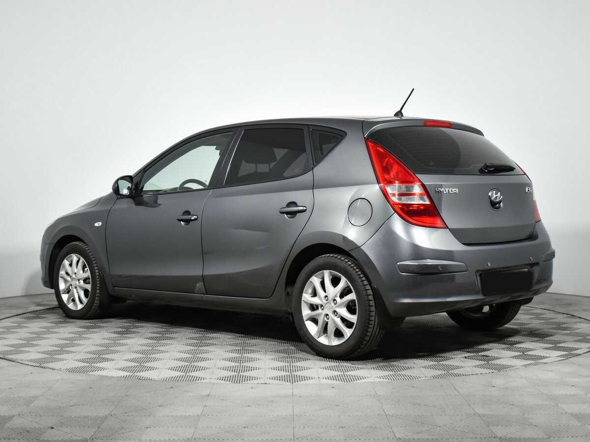 Hyundai i30 с пробегом — 2009 год. Фото: #6