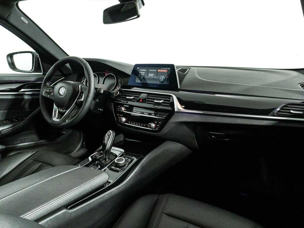 BMW 5 серии с пробегом — 2020 год. Фото: #8