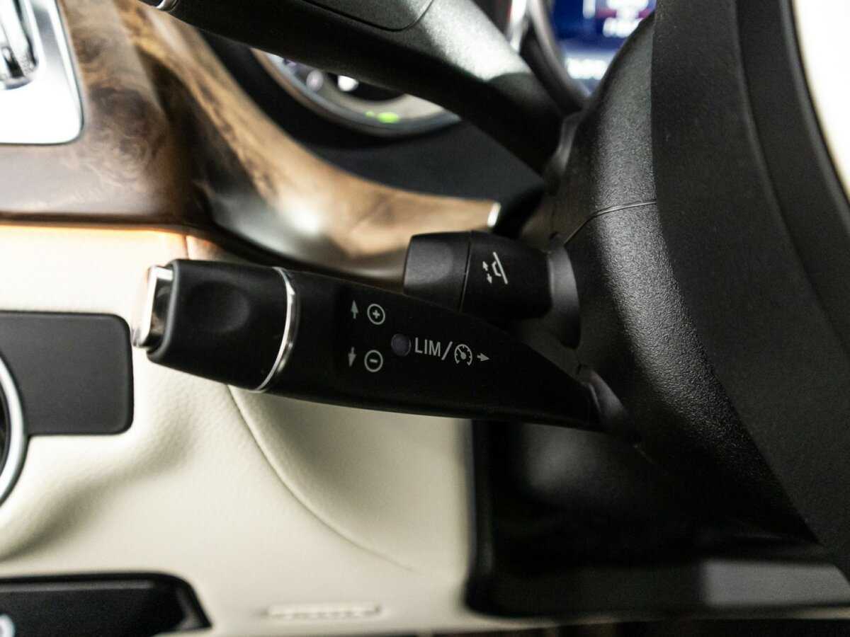 Mercedes-Benz CLS с пробегом — 2014 год. Фото: #23