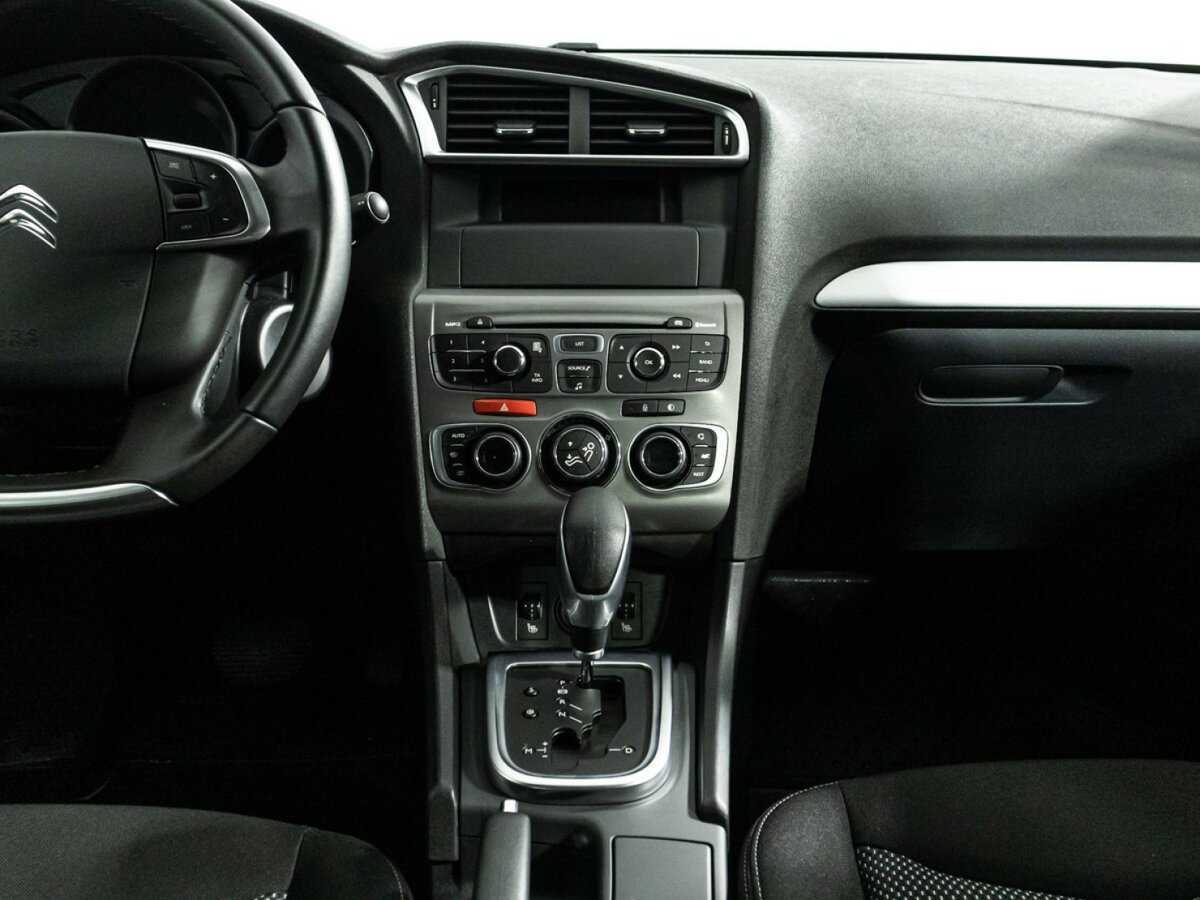 Citroen C4 с пробегом — 2016 год. Фото: #13