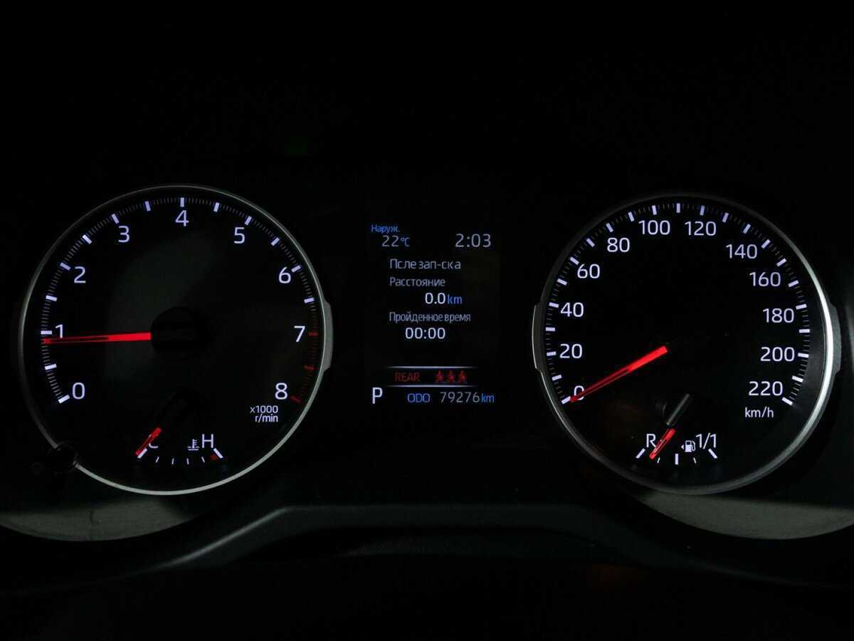 Toyota RAV4 с пробегом — 2019 год. Фото: #11