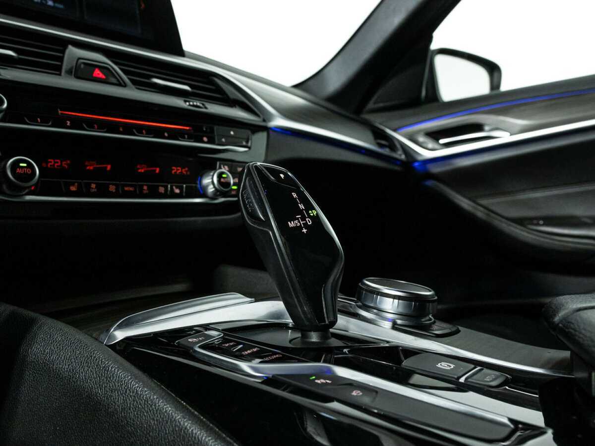 BMW 5 серии с пробегом — 2017 год. Фото: #18