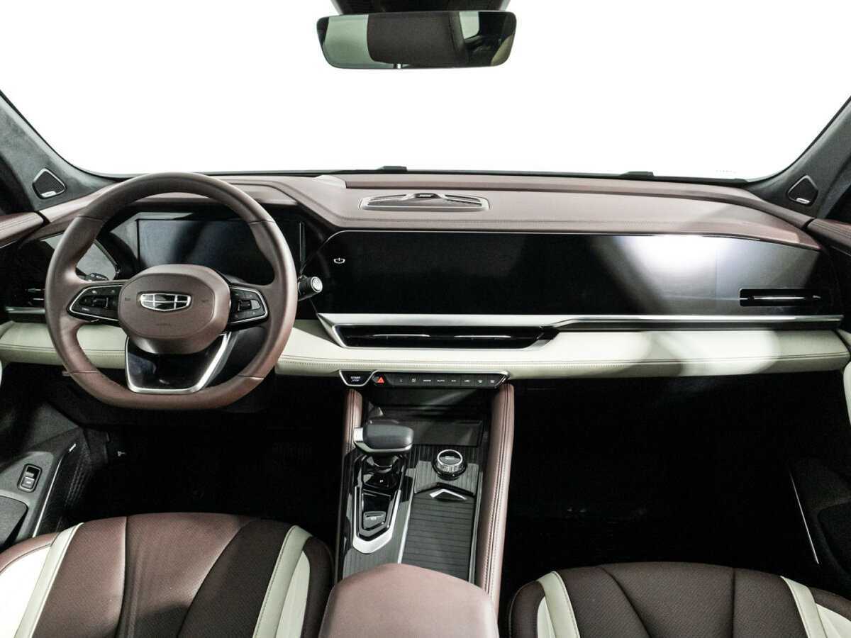 Geely Monjaro с пробегом — 2023 год. Фото: #12