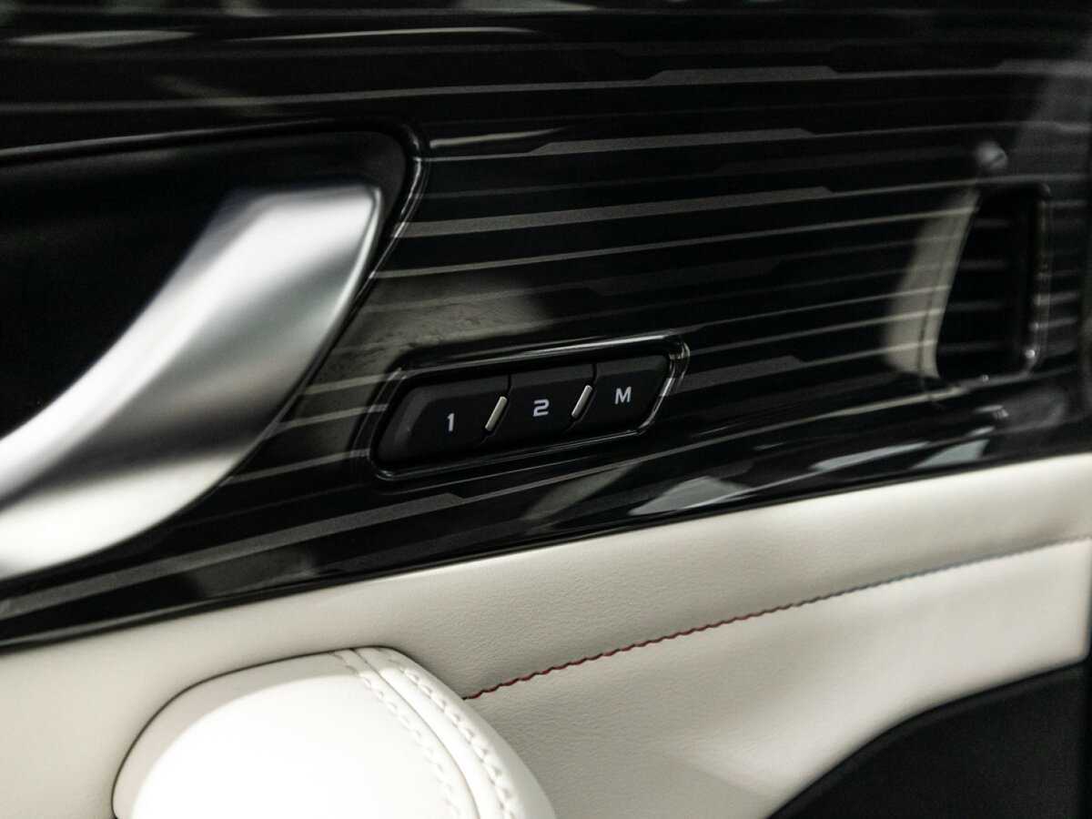 Geely Monjaro с пробегом — 2023 год. Фото: #17