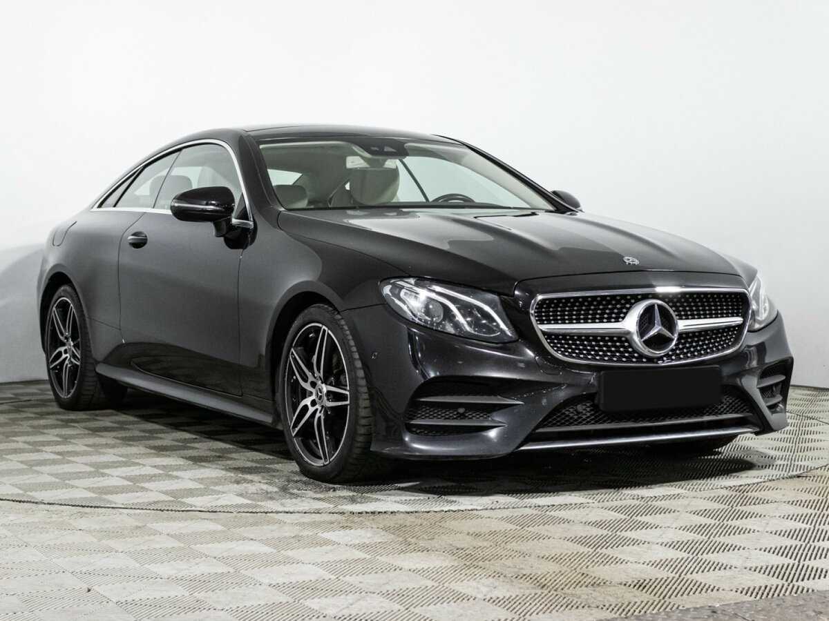 Mercedes-Benz E-Класс с пробегом — 2019 год. Фото: #2