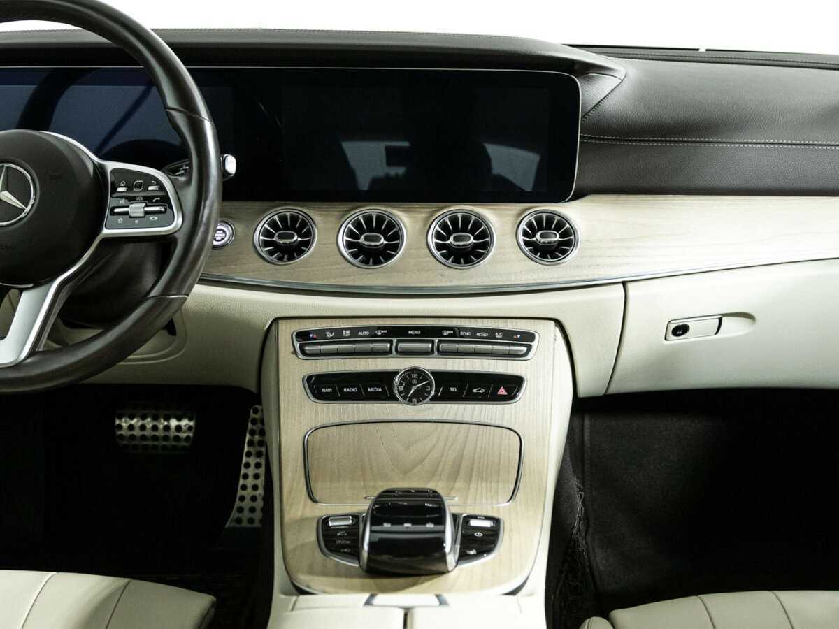 Mercedes-Benz E-Класс с пробегом — 2019 год. Фото: #13