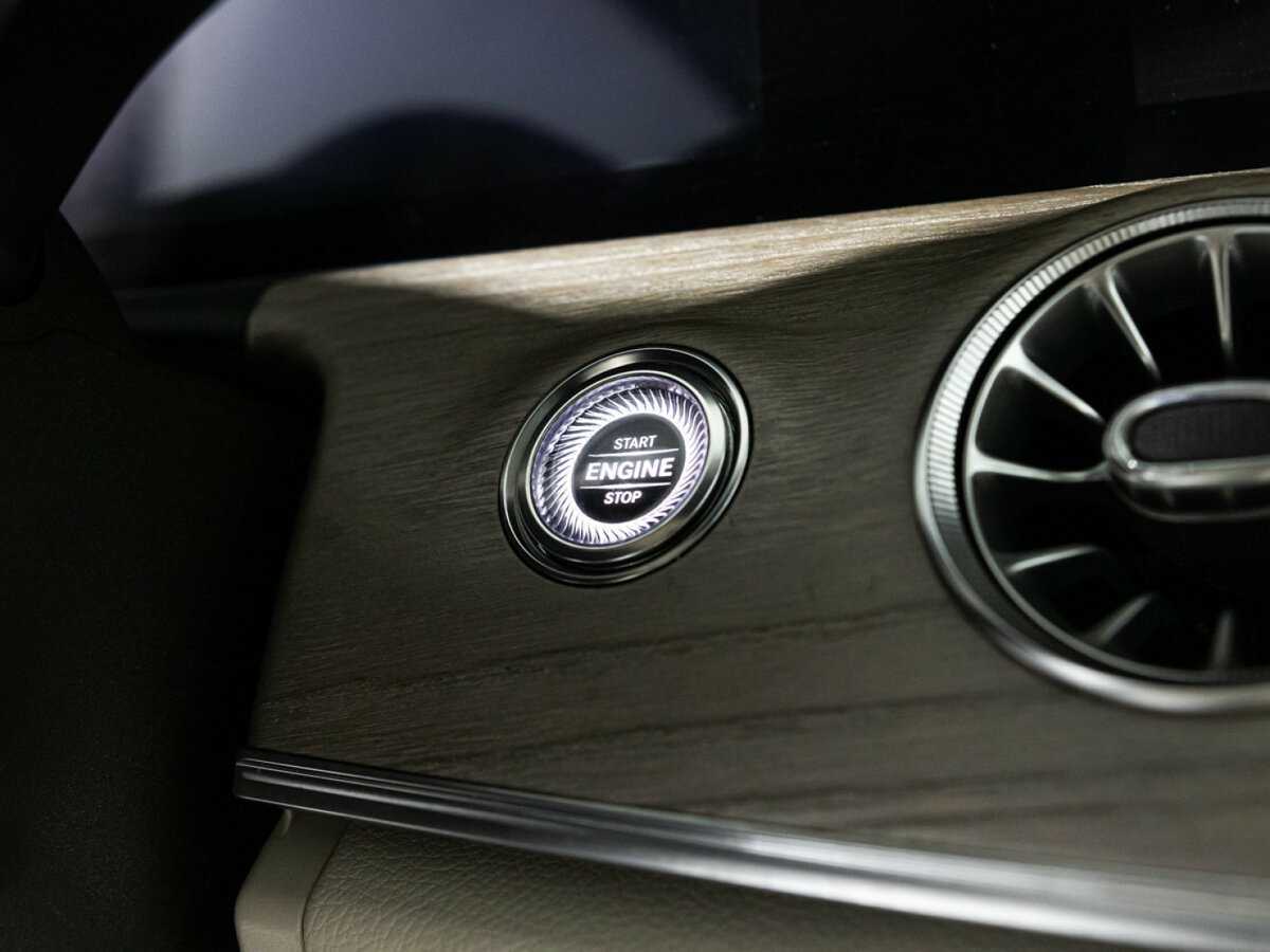 Mercedes-Benz E-Класс с пробегом — 2019 год. Фото: #25