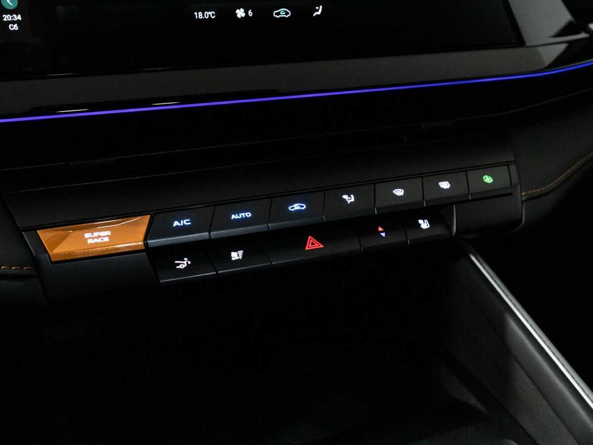 Changan UNI-V с пробегом — 2023 год. Фото: #23