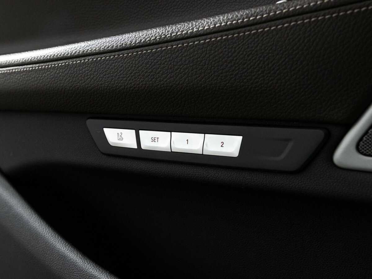 BMW 7 серии с пробегом — 2017 год. Фото: #17