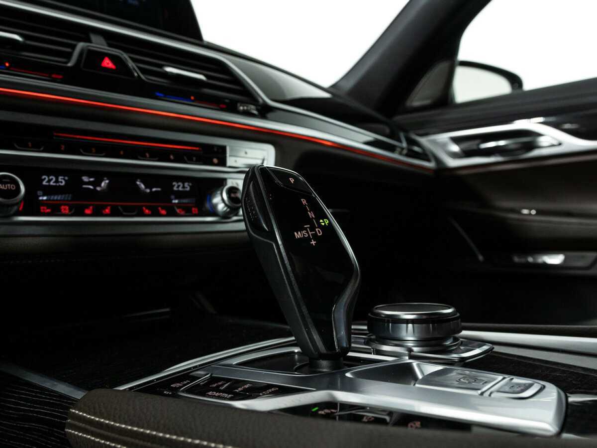 BMW 7 серии с пробегом — 2017 год. Фото: #23