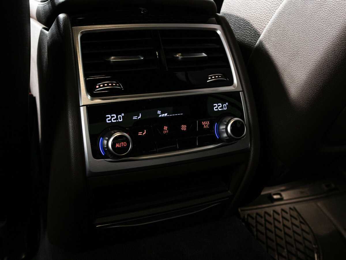 BMW 7 серии с пробегом — 2017 год. Фото: #26