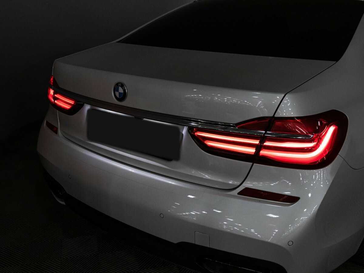 BMW 7 серии с пробегом — 2017 год. Фото: #31