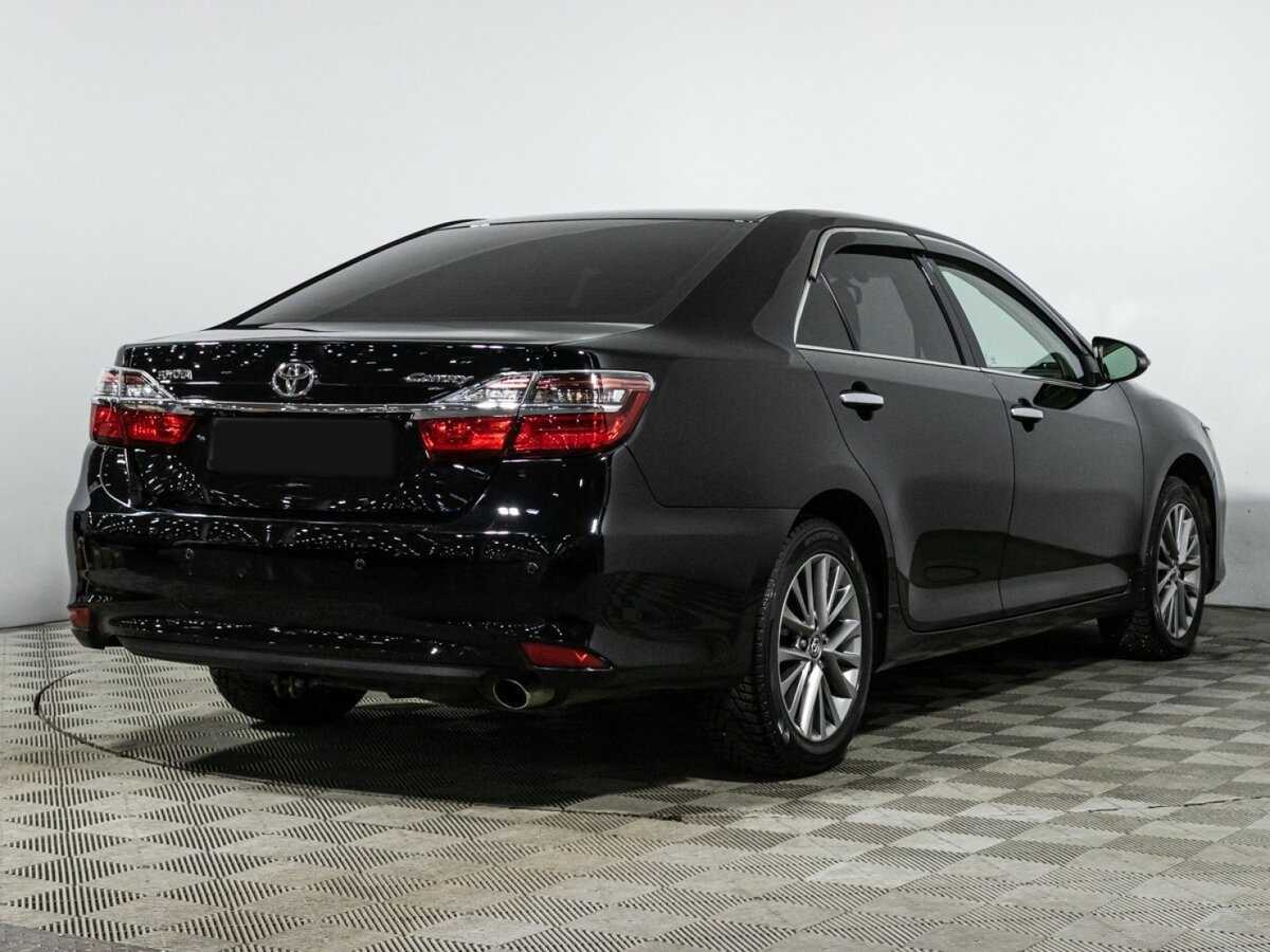Toyota Camry с пробегом — 2016 год. Фото: #4