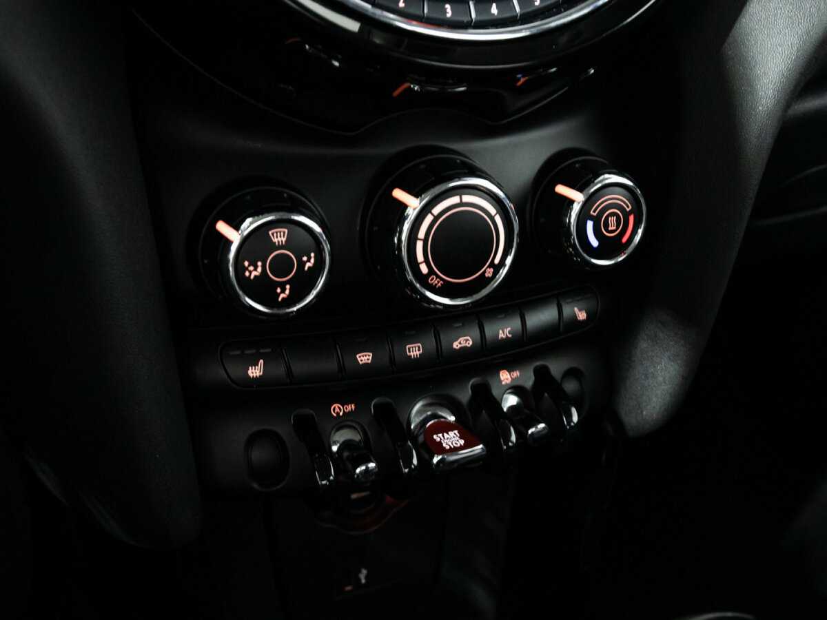 Mini Hatch с пробегом — 2020 год. Фото: #15