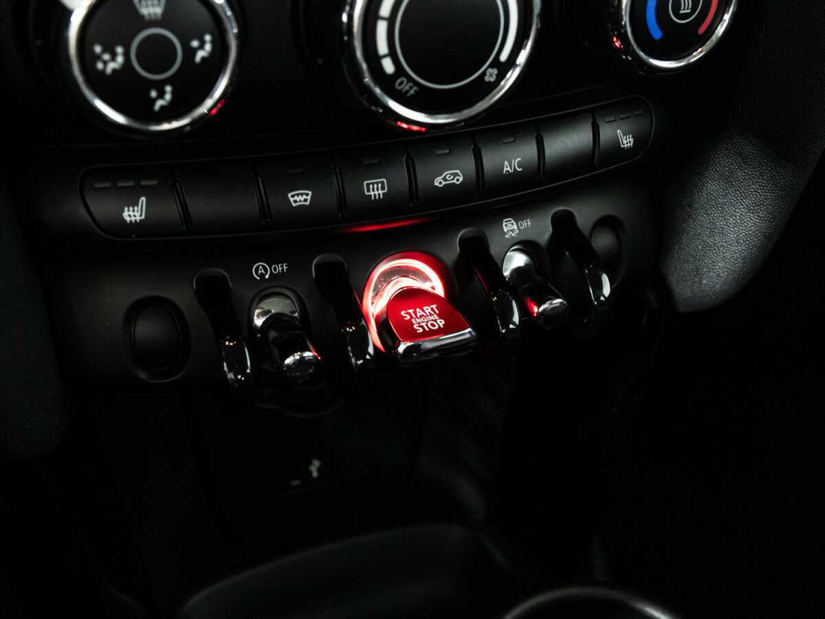 Mini Hatch с пробегом — 2020 год. Фото: #16