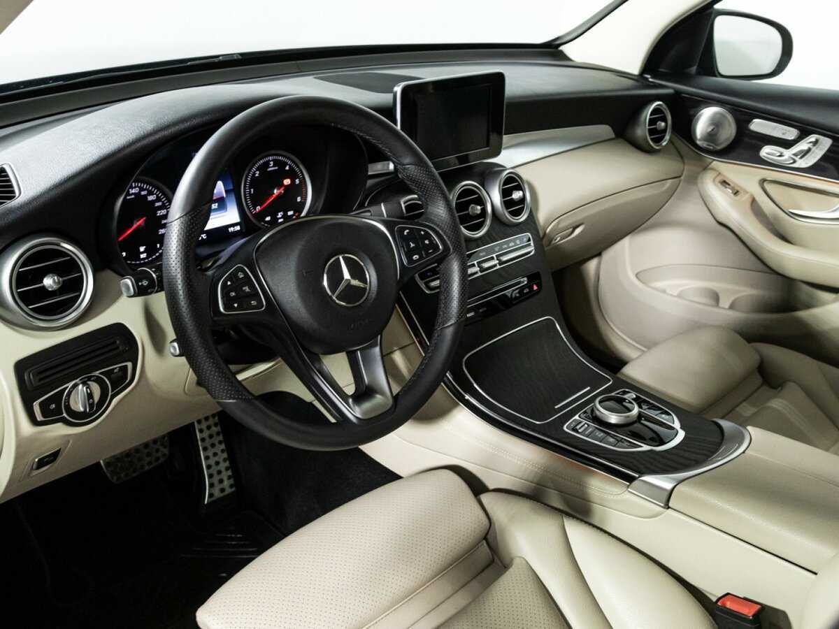 Mercedes-Benz GLC с пробегом — 2019 год. Фото: #10
