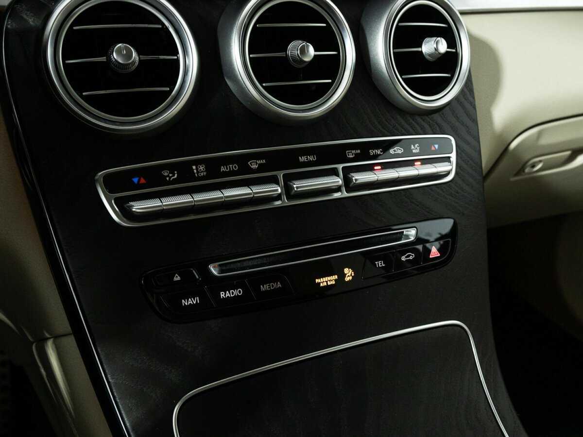 Mercedes-Benz GLC с пробегом — 2019 год. Фото: #19