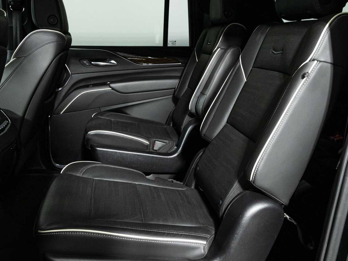 Cadillac Escalade с пробегом — 2021 год. Фото: #7