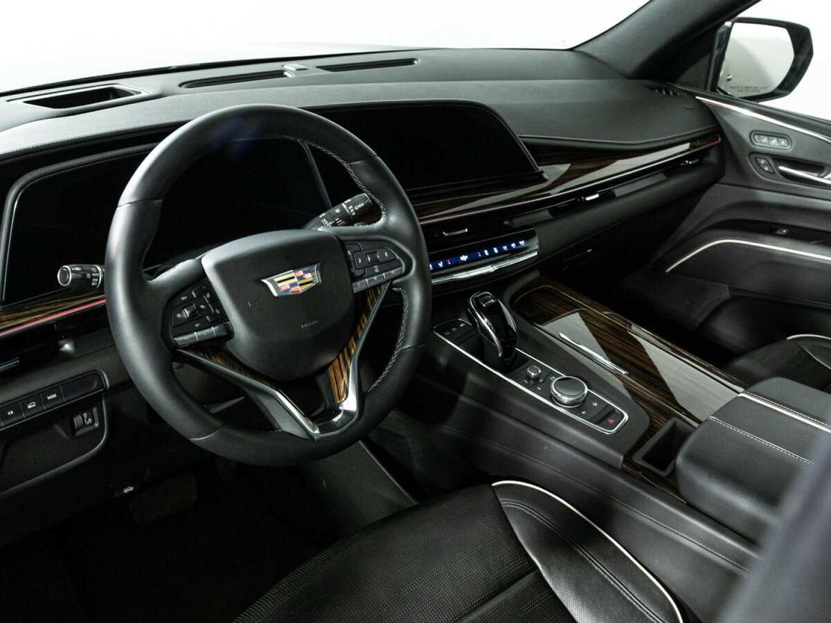 Cadillac Escalade с пробегом — 2021 год. Фото: #8