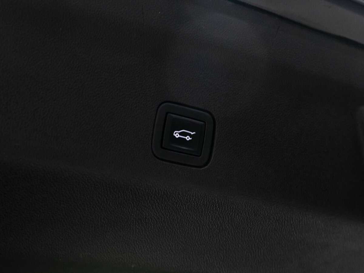 Cadillac Escalade с пробегом — 2021 год. Фото: #13