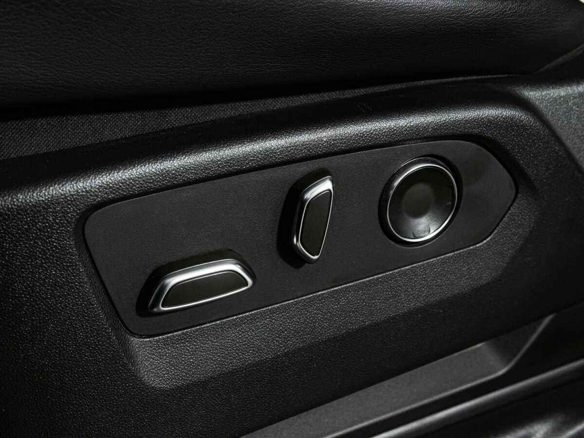 Cadillac Escalade с пробегом — 2021 год. Фото: #16