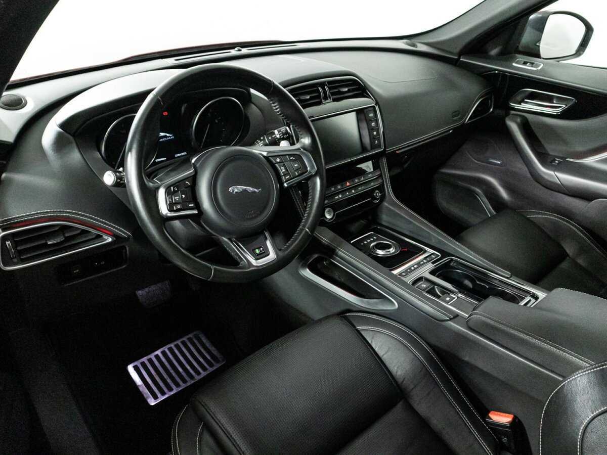 Jaguar F-Pace с пробегом — 2018 год. Фото: #10