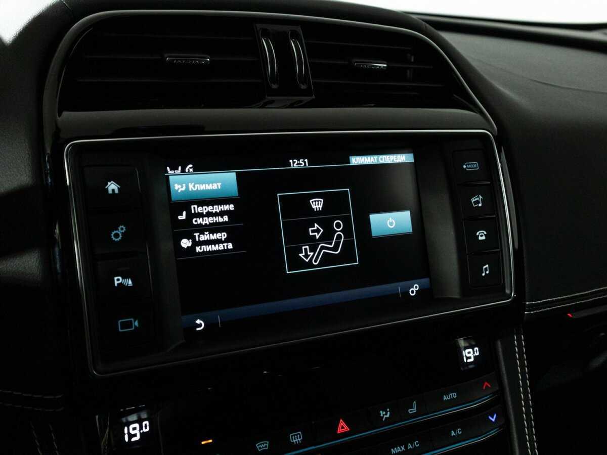 Jaguar F-Pace с пробегом — 2018 год. Фото: #20