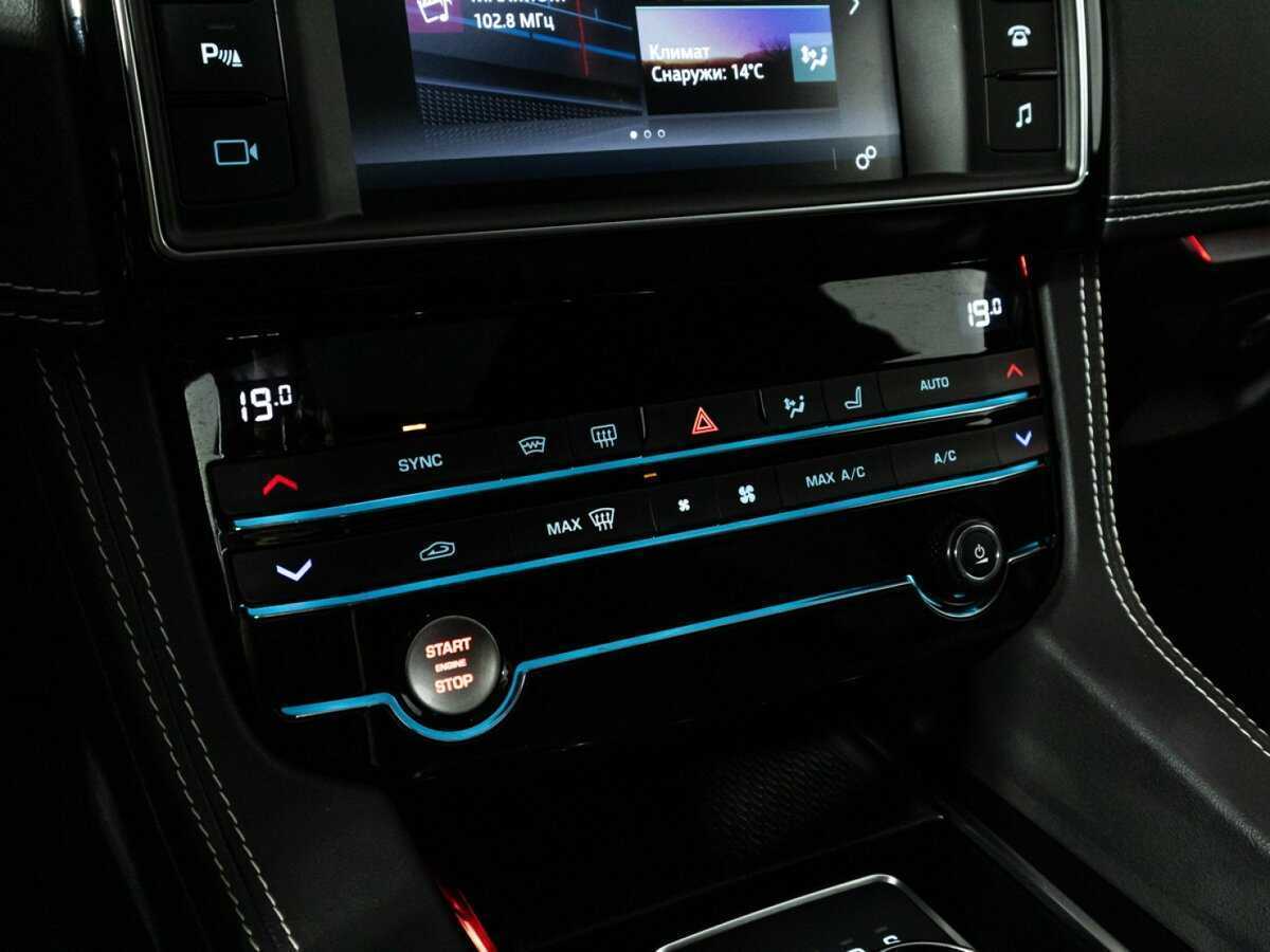 Jaguar F-Pace с пробегом — 2018 год. Фото: #22