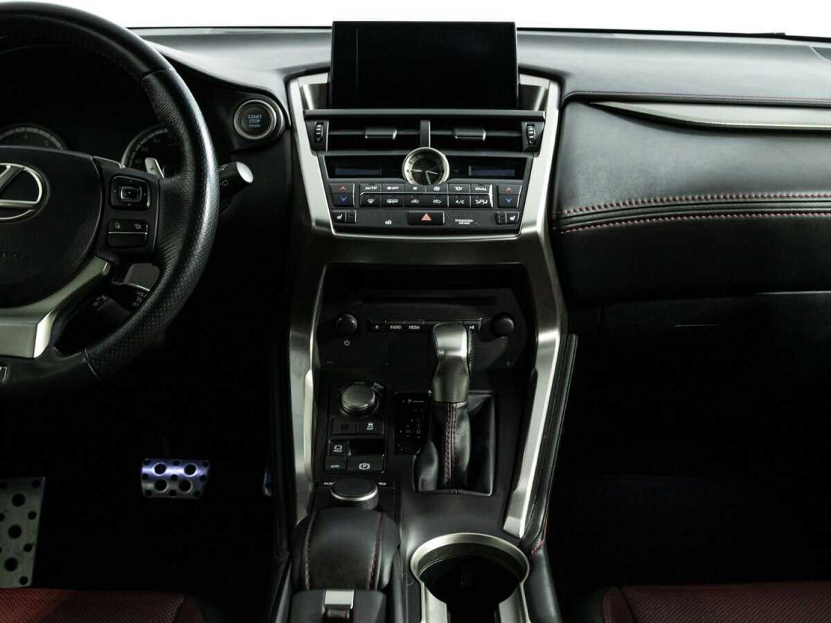 Lexus NX с пробегом — 2015 год. Фото: #5